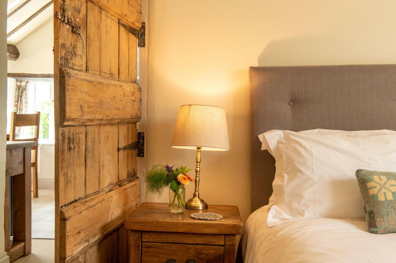 The Coach House Hotel Bishop's Castle Bagian luar foto