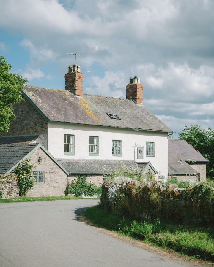 The Coach House Hotel Bishop's Castle Bagian luar foto