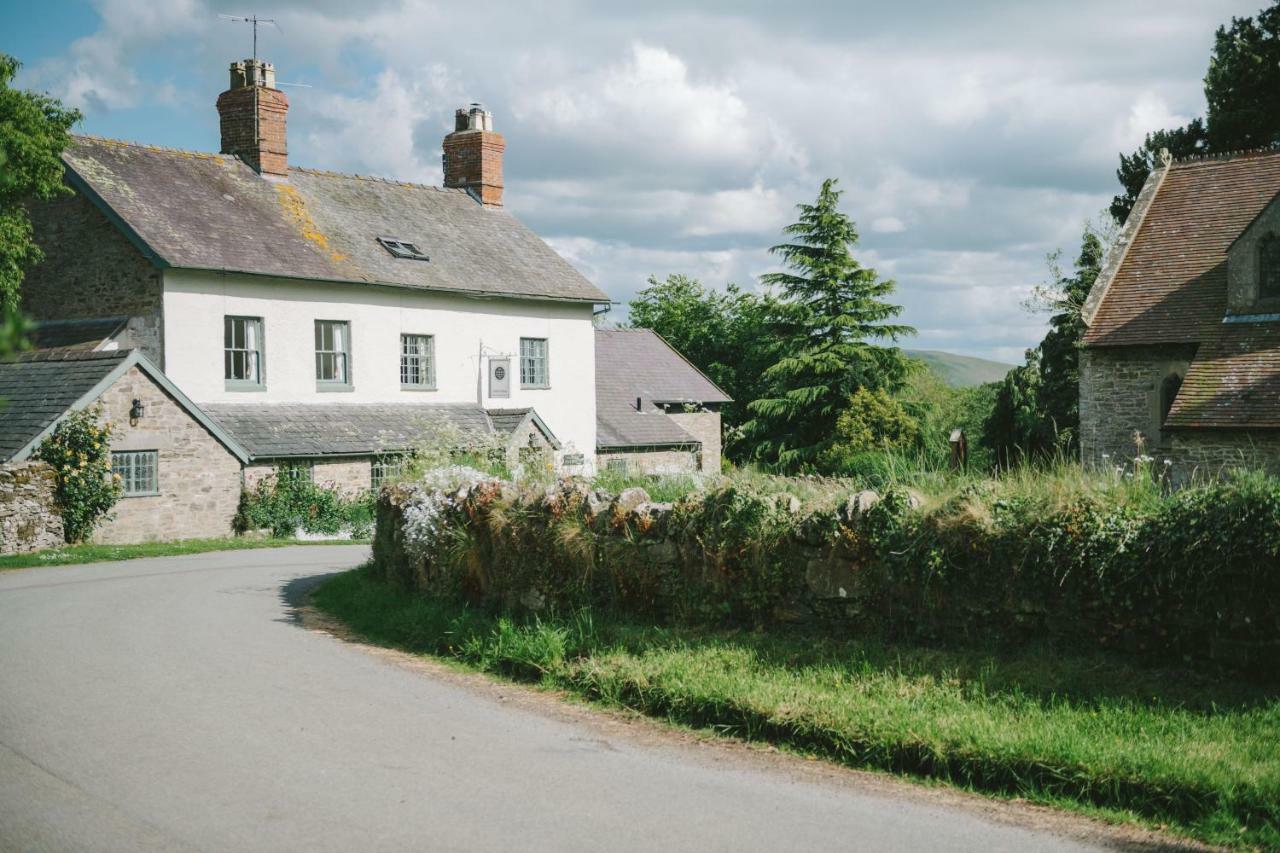 The Coach House Hotel Bishop's Castle Bagian luar foto